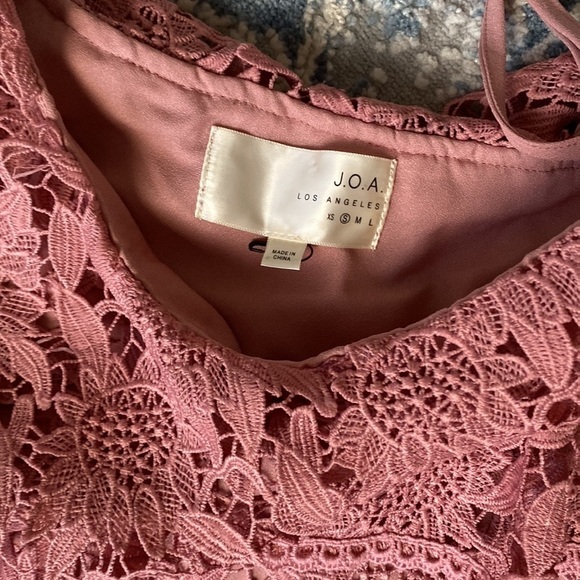 J.O.A One Shoulder Ruffle Top - Picture 4 of 4